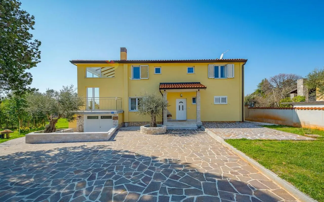 Guest house Villa Anica Pelegrin
